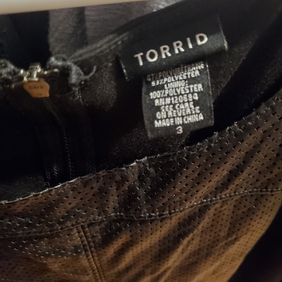 Torrid Peplum Top - Picture 3 of 3